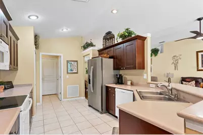 146 Braemar Avenue, Venice, FL 34293 - Photo 7