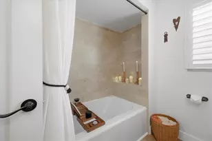 1221 Schooner Ln, Venice, FL 34285 - Photo 31