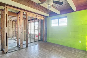 1410 Deer Creek Dr, Englewood, FL 34223 - Photo 17