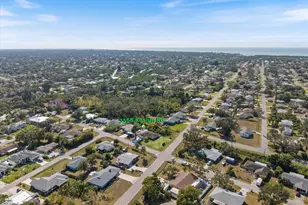 3568 Roslyn Rd, Venice, FL 34293 - Photo 27