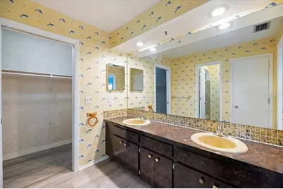 3568 Roslyn Road, Venice, FL 34293 - Photo 15