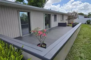 3568 Roslyn Rd, Venice, FL 34293 - Photo 5