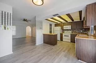 3568 Roslyn Rd, Venice, FL 34293 - Photo 9