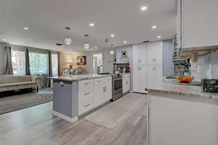 2698 Valencia Rd, Venice, FL 34293 - Photo 27