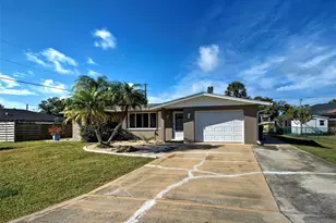 2698 Valencia Rd, Venice, FL 34293 - Photo 3