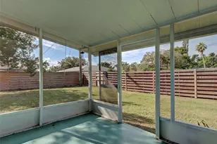 2698 Valencia Rd, Venice, FL 34293 - Photo 33