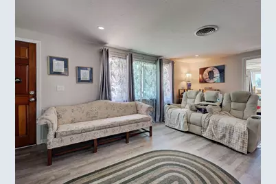 2698 Valencia Road, Venice, FL 34293 - Photo 7