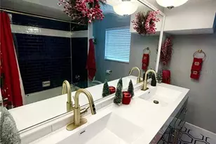 3233 Teal Ave, Sarasota, FL 34232 - Photo 13