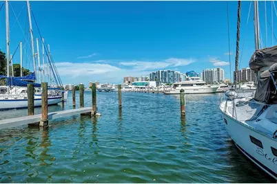 2132 Hyde Park Circle, Sarasota, FL 34239 - Photo 67