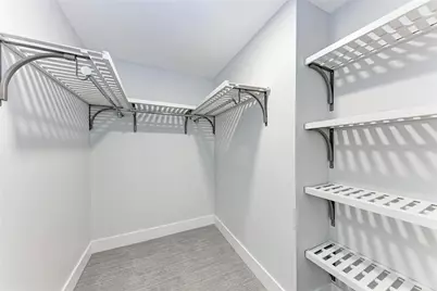 2132 Hyde Park Circle, Sarasota, FL 34239 - Photo 35