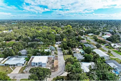 2132 Hyde Park Circle, Sarasota, FL 34239 - Photo 53