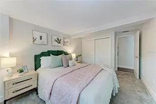 2132 Hyde Park Cir, Sarasota, FL 34239 - Photo 41