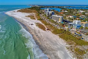 2132 Hyde Park Cir, Sarasota, FL 34239 - Photo 79