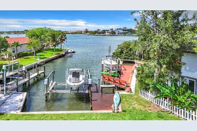 396 Bayshore Drive, Venice, FL 34285 - Photo 7