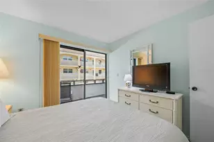 1555 Tarpon Center Dr, Venice, FL 34285 - Photo 15