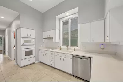 823 Carnoustie Drive, Venice, FL 34293 - Photo 11