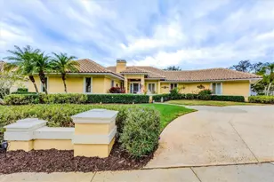 823 Carnoustie Dr, Venice, FL 34293 - Photo 39