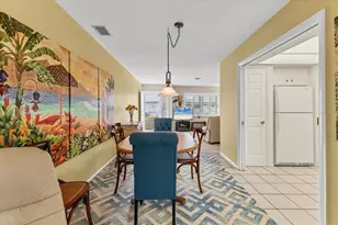 1018 Beach Manor Cir, Venice, FL 34285 - Photo 9