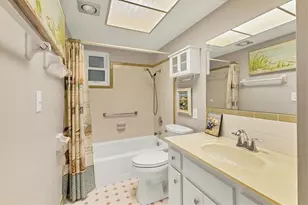 1018 Beach Manor Cir, Venice, FL 34285 - Photo 27