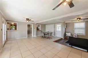 300 Field Ave E, Venice, FL 34285 - Photo 31