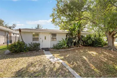 300 Field Avenue E, Venice, FL 34285 - Photo 1