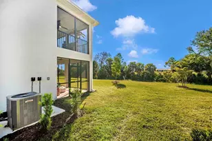 17740 Boracay Ct, Venice, FL 34293 - Photo 43