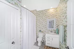 17740 Boracay Ct, Venice, FL 34293 - Photo 37