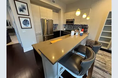 239 Cosmopolitan Court, Sarasota, FL 34236 - Photo 9