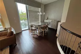 239 Cosmopolitan Ct, Sarasota, FL 34236 - Photo 7