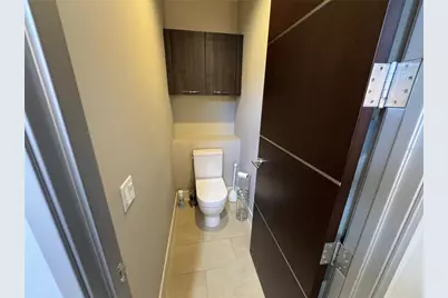 239 Cosmopolitan Court, Sarasota, FL 34236 - Photo 21