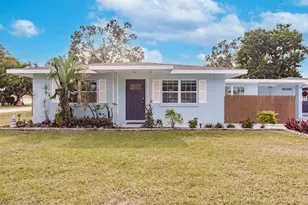 688 Constance Rd, Venice, FL 34293 - Photo 1