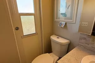 560 Lily Of The Valley Dr, Venice, FL 34293 - Photo 15