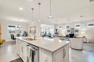 13812 Karina St, Venice, FL 34293 - Photo 9