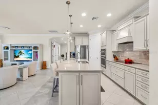 13812 Karina St, Venice, FL 34293 - Photo 7