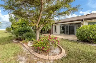 647 Foxwood Blvd, Englewood, FL 34223 - Photo 29