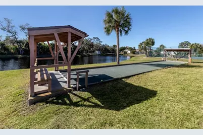 647 Foxwood Boulevard, Englewood, FL 34223 - Photo 33