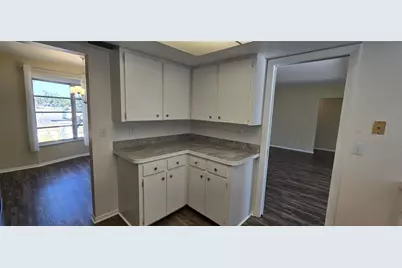 2608 Oneida Road, Venice, FL 34293 - Photo 15