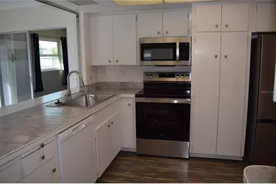 2608 Oneida Road, Venice, FL 34293 - Photo 13