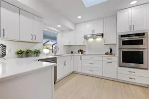 393 Flamingo Dr, Venice, FL 34285 - Photo 9