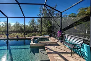 12781 Cinqueterre Dr, Venice, FL 34293 - Photo 11