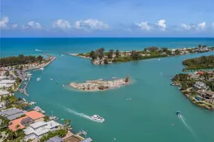 934 Capri Isles Blvd, Venice, FL 34292 - Photo 57