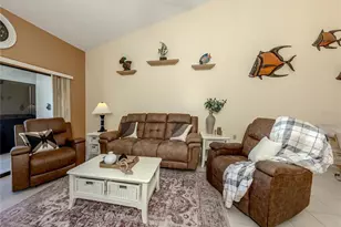 934 Capri Isles Blvd, Venice, FL 34292 - Photo 11