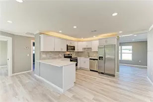 1316 Ridgewood Ave, Venice, FL 34285 - Photo 13