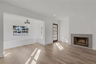 1290 Oxford Dr, Englewood, FL 34223 - Photo 23