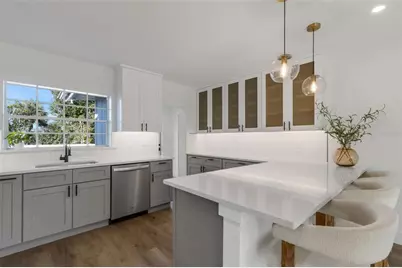 1290 Oxford Drive, Englewood, FL 34223 - Photo 11