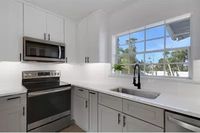 1290 Oxford Drive, Englewood, FL 34223 - Photo 15