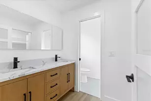 218 Alsace Ave, Venice, FL 34293 - Photo 17