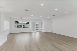 218 Alsace Ave, Venice, FL 34293 - Photo 9