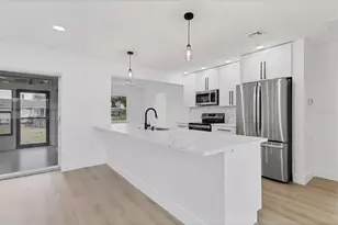 218 Alsace Ave, Venice, FL 34293 - Photo 11