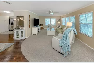 1002 Jolanda Circle, Venice, FL 34285 - Photo 15